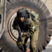 Ciszjordánia: Az izraeli hadsereg rajtaütése során letartóztatták a Hamász egyik tagját, továbbá négy palesztin fiú megsebesült. 